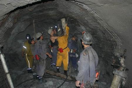 巨鹿工程爆破中的危险因素分析以及应对工程爆破危险的措施